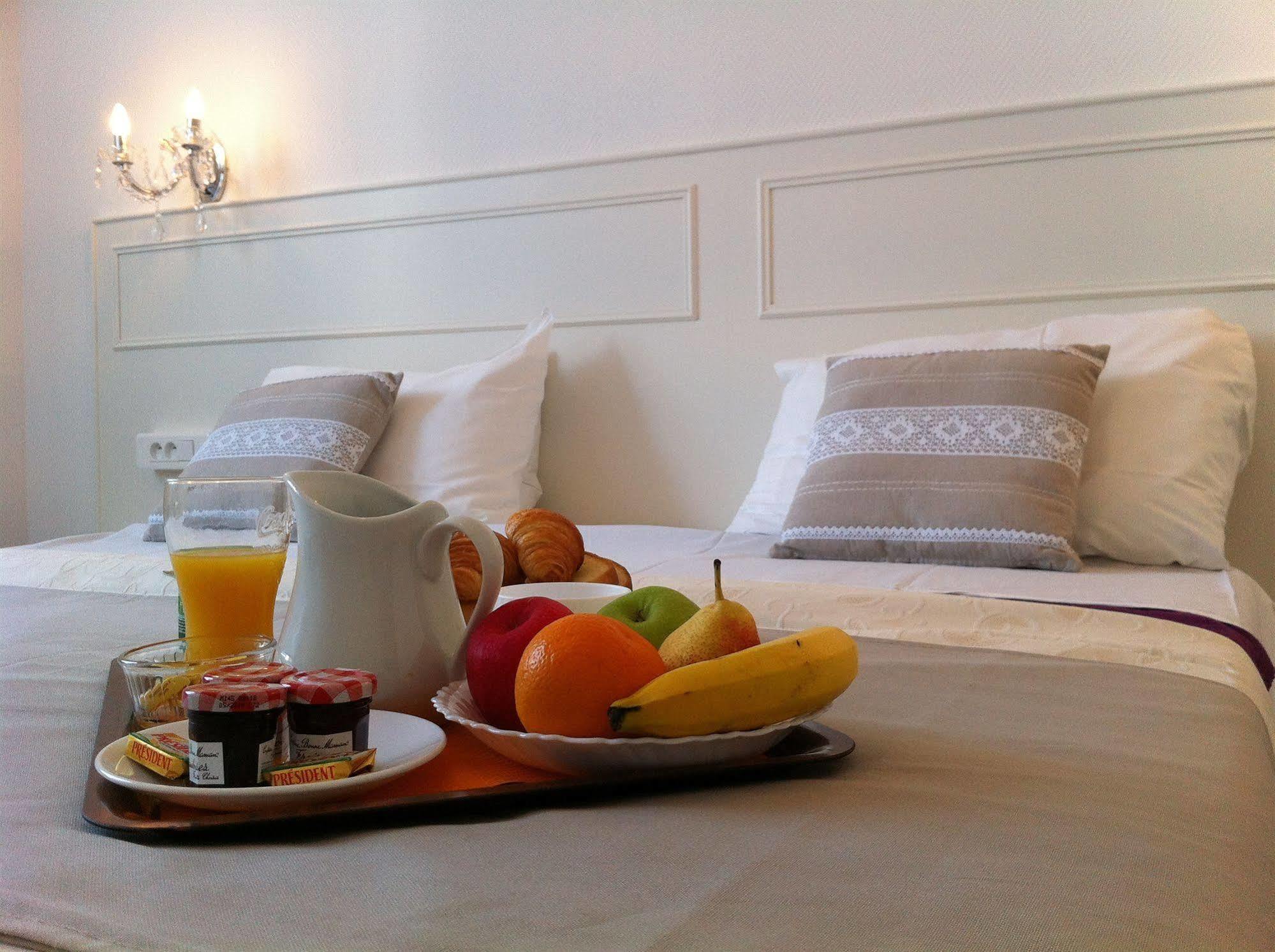 Abalys Hotel Brest Buitenkant foto