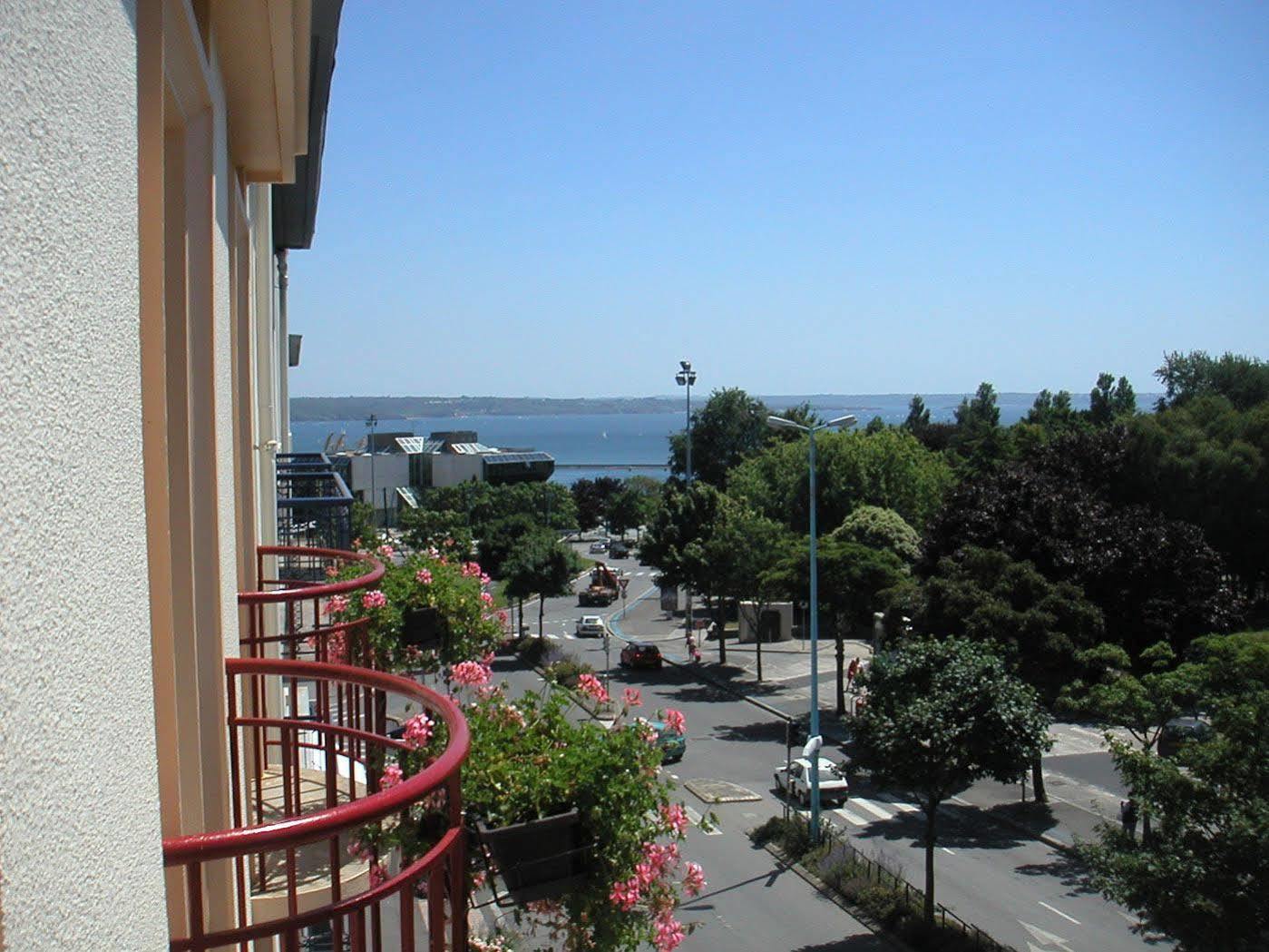 Abalys Hotel Brest Buitenkant foto